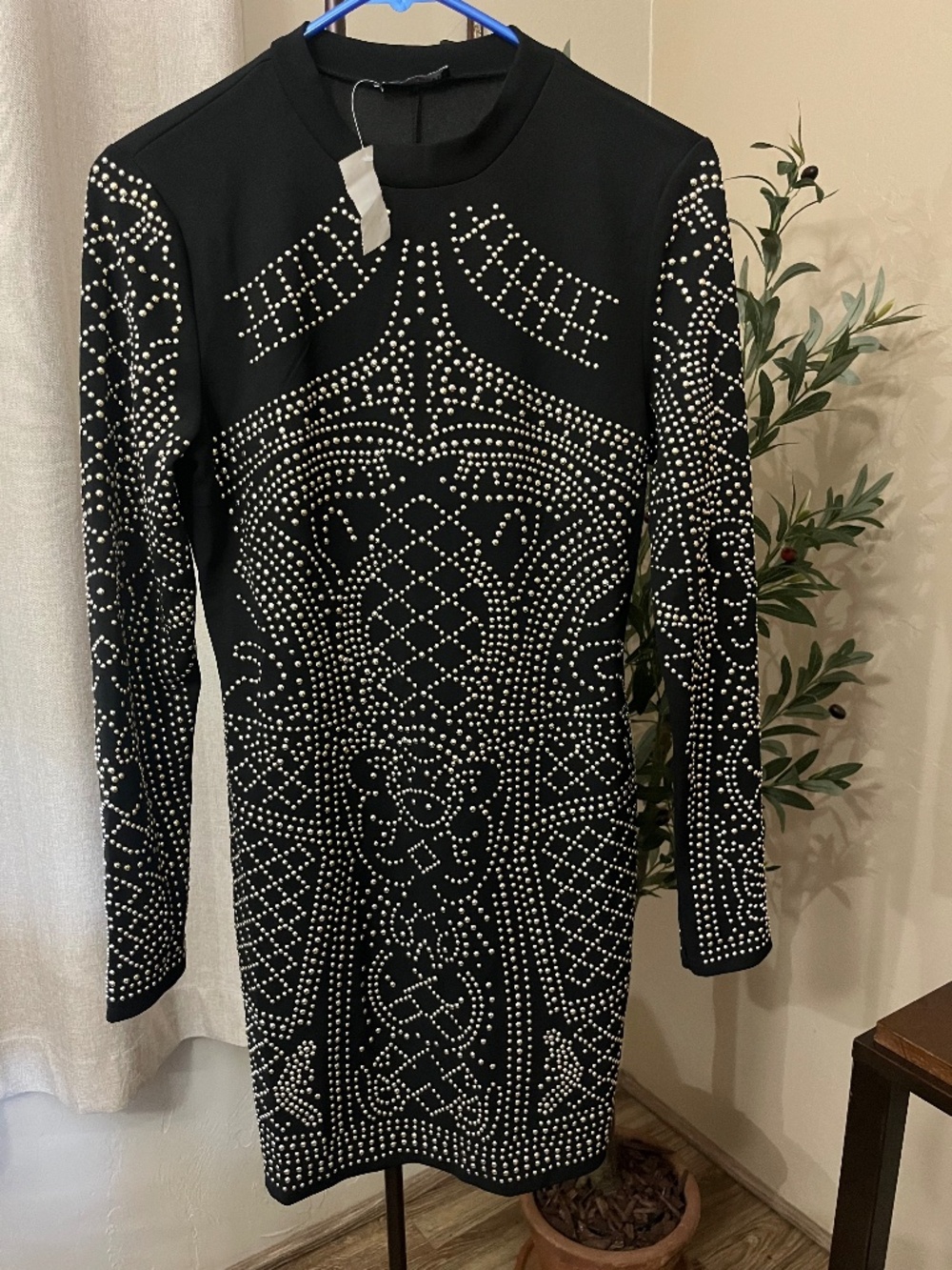 Fashion Nova long sleeve, Black with gold beads